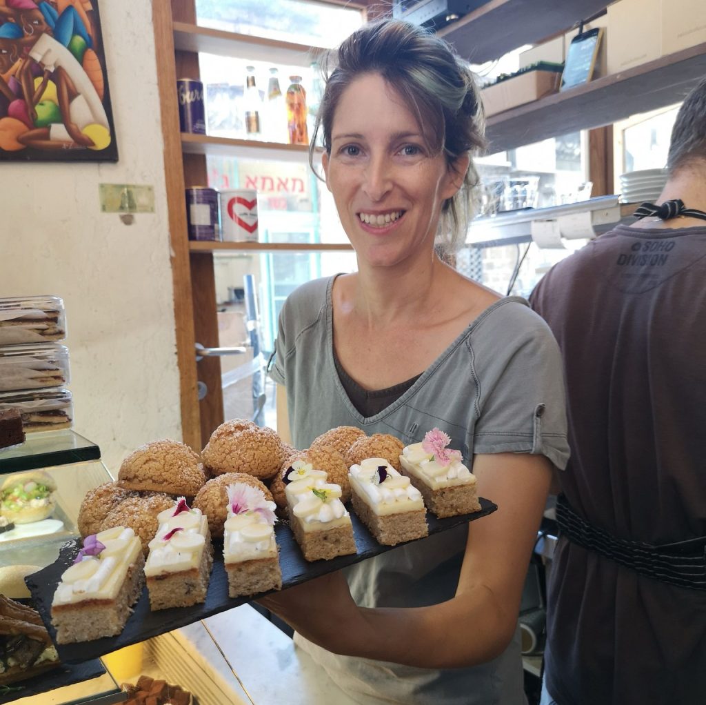סיור טעימות בשוק הפשפשים