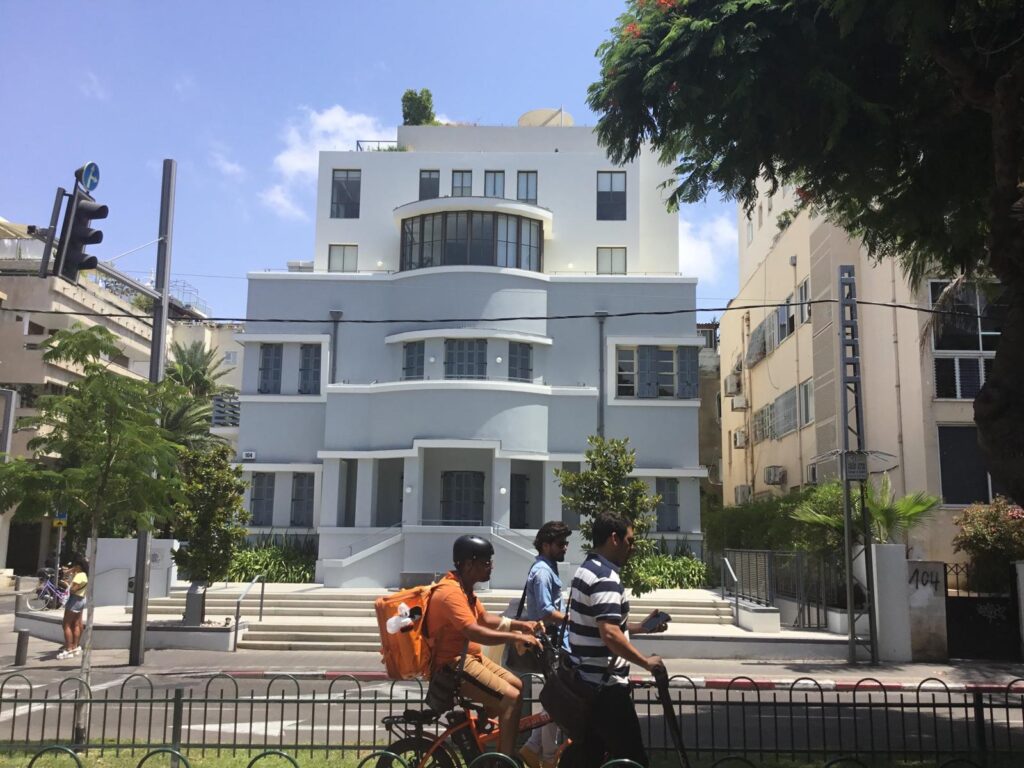 סיור אדריכלות בלב העיר