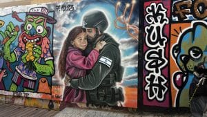 סיור גרפיטי בצל המלחמה בתל אביב