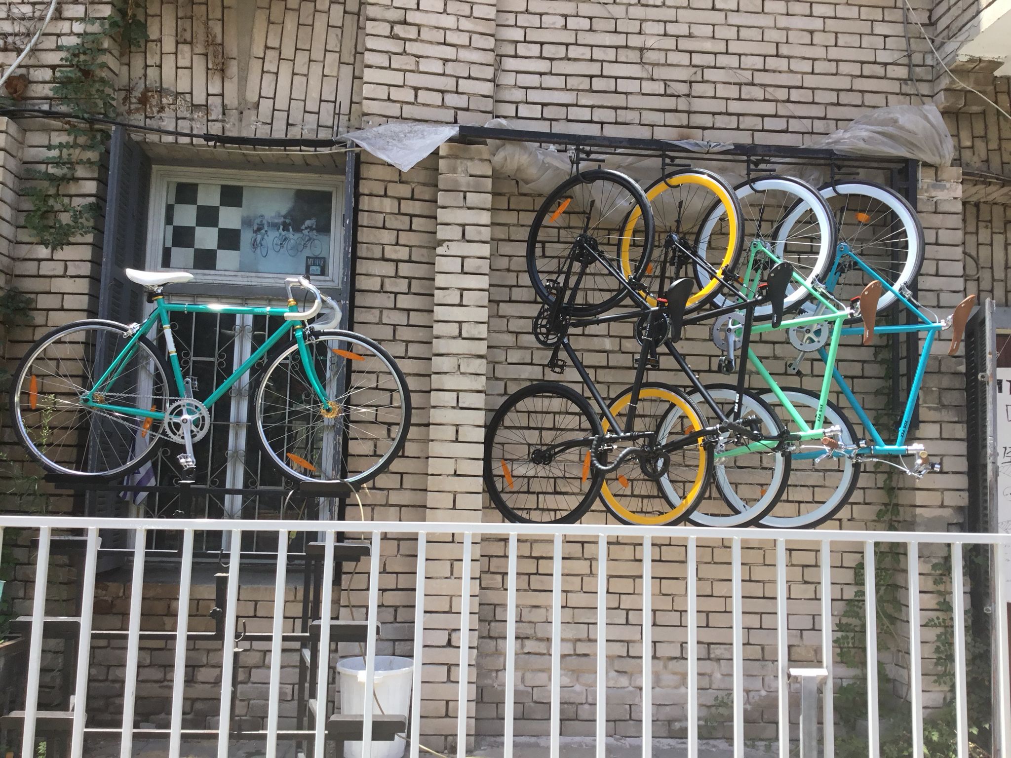 תל אביב וגלגל הכסף
