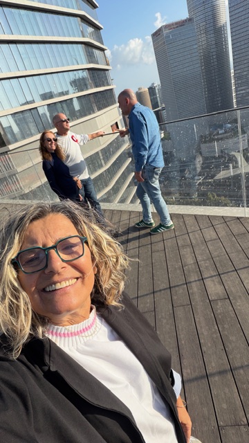 להתאהב בתל אביב